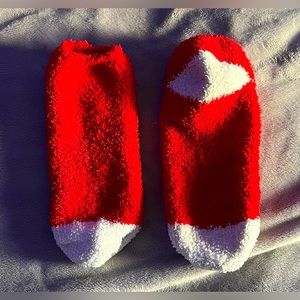 FUZZY COZY SOCKS